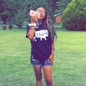 Meet your Posher, Maritza